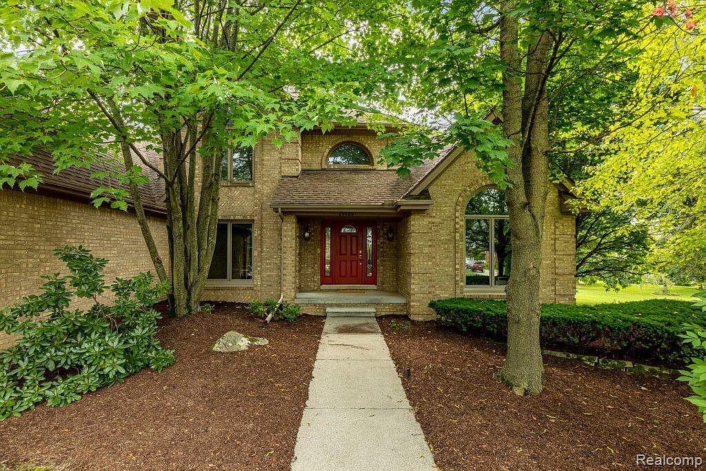 49989 Standish Ct, Plymouth, MI 48170 Zillow