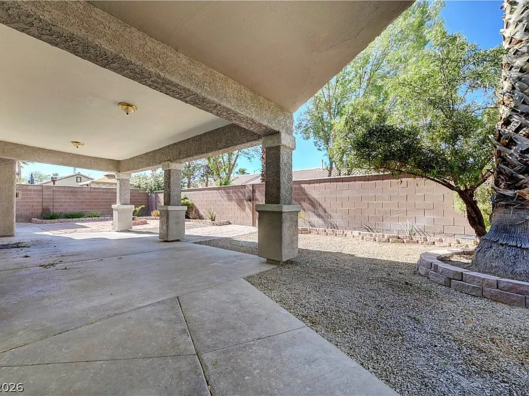 1218 Starstone Ct — Photo 36