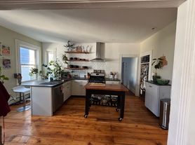 20 Woodbine St, Providence, RI