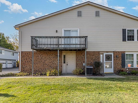 2nd image of 4233 Briarwood Dr APT 4