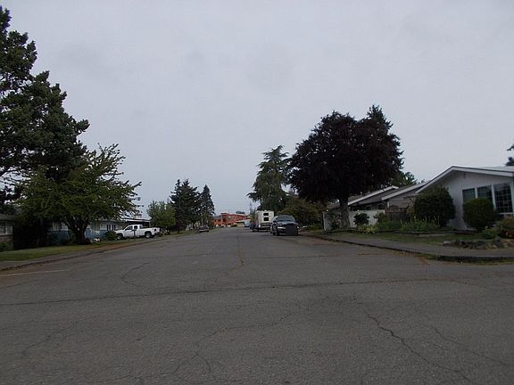 5th image of 2236 King St