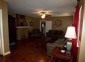 5th image of 2826 Stimson Ave
