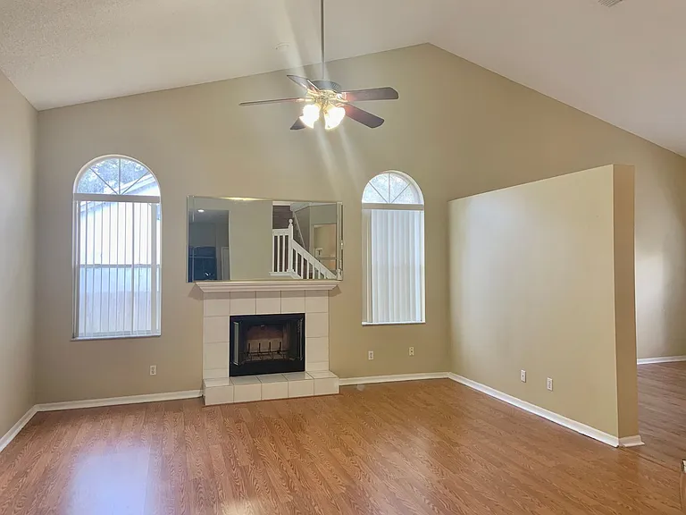 3878 Kingston Oaks Cv — Photo 4