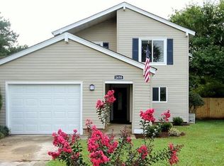 1650 Guthrie St, Virginia Beach, VA 23464