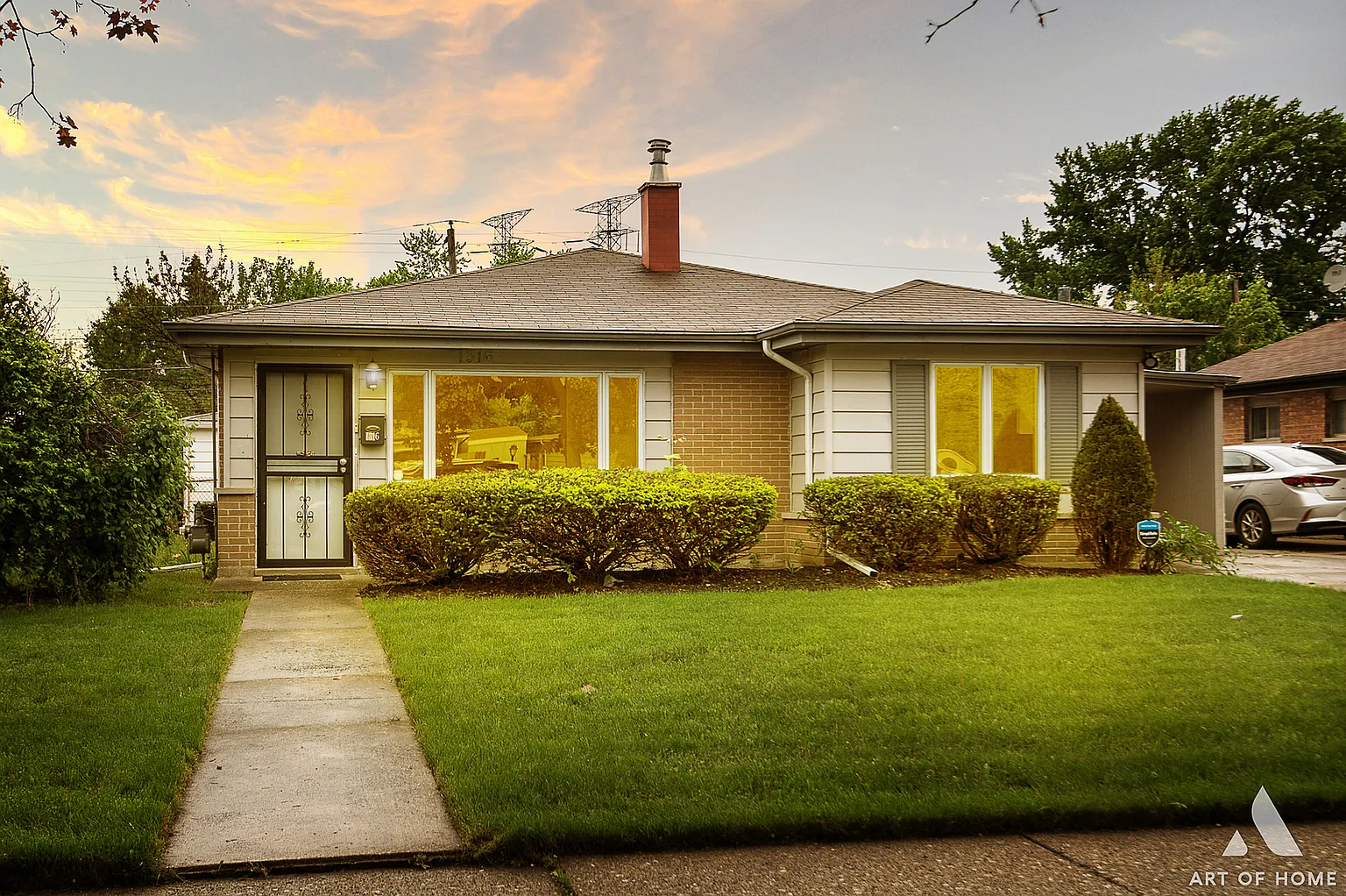 1316 Arthur St photo 1