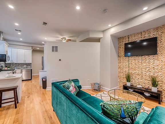 4th image of 846 N Hermitage Ave APT 1F