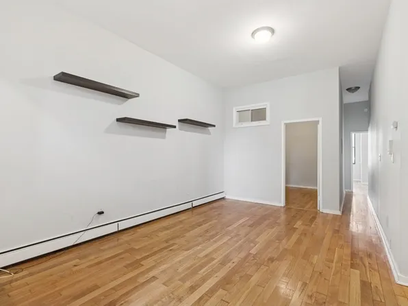 293 Tompkins Avenue image 6 of 28