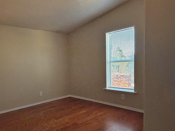 5th image of 117 Mira Sol Rd