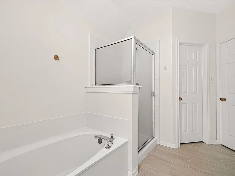 4719 Cashel Cir #B — Photo 18