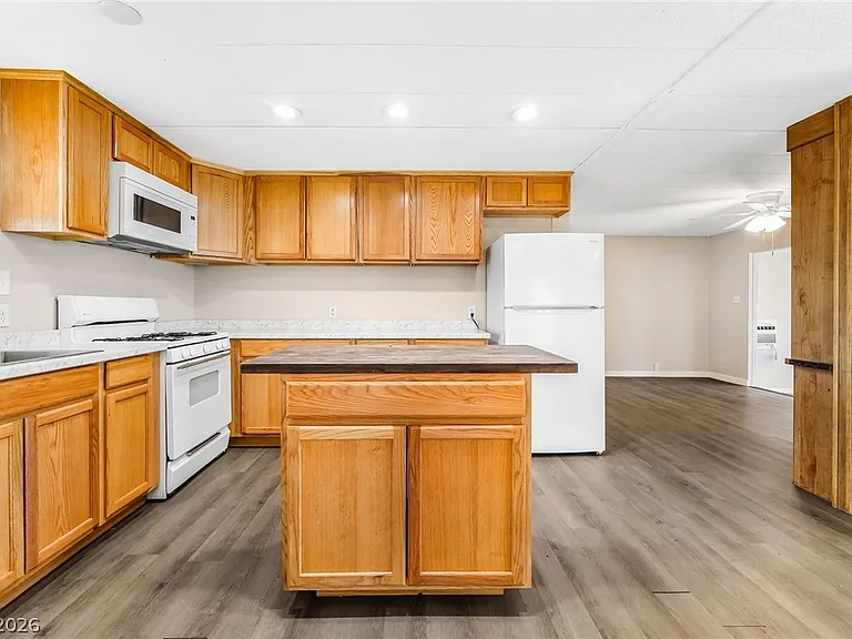 2847 Mammoth Ct — Photo 7