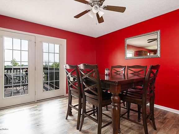 4th image of 322 Mockingbird Dr