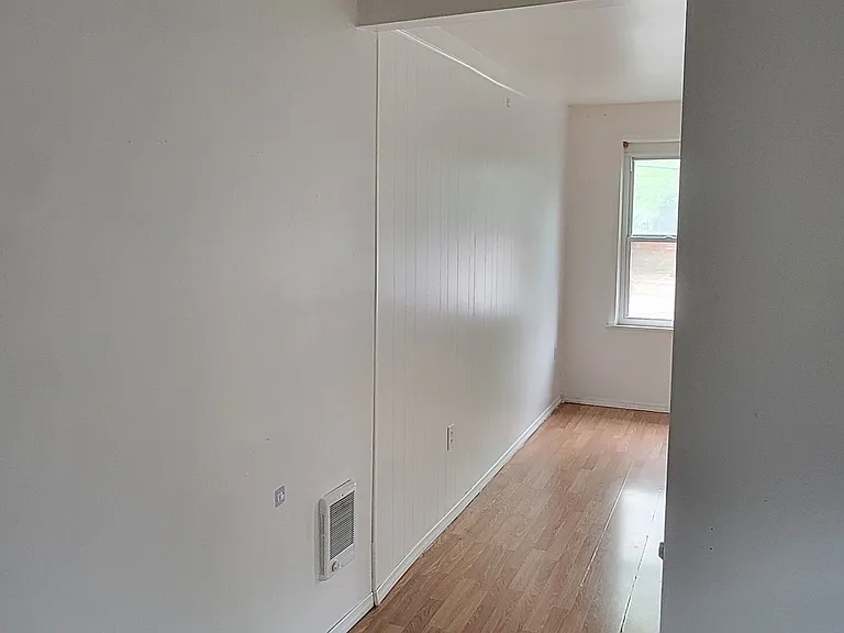 129 N Manhattan Ct #3 — Photo 7