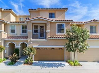 6930 Tourmaline Pl, Carlsbad, CA 92009