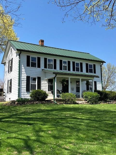 1st image of 3389 North St