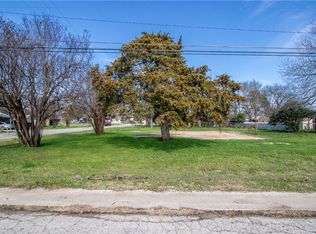 306 N Temple St, Caldwell, TX 77836