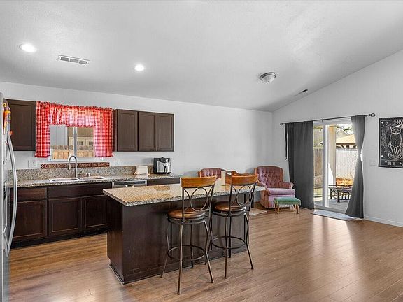 4th image of 7843 Cadence Ln