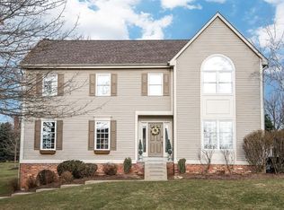 149 Pinehurst Dr, Cranberry Township, PA 16066