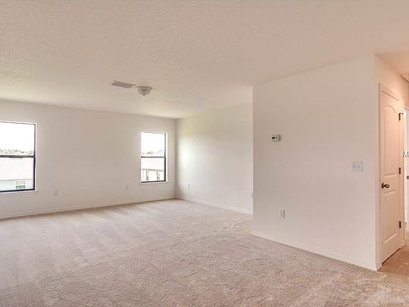 2nd image of 552 Tortola Ave