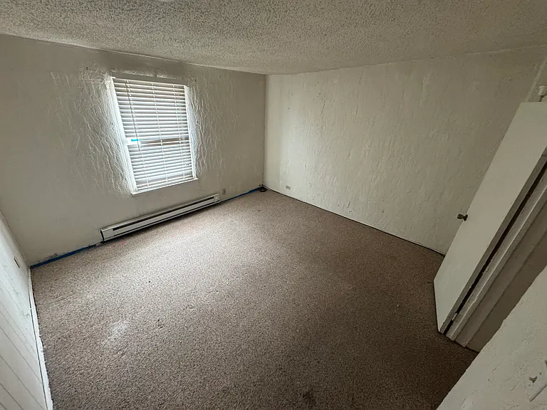 7041 S Headley Ave — Photo 8