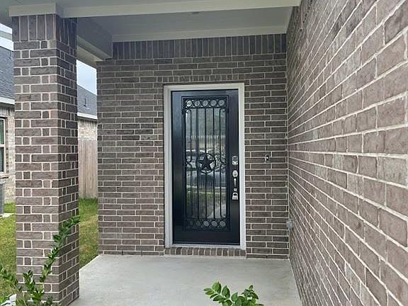 2nd image of 7443 French Quarter Ct