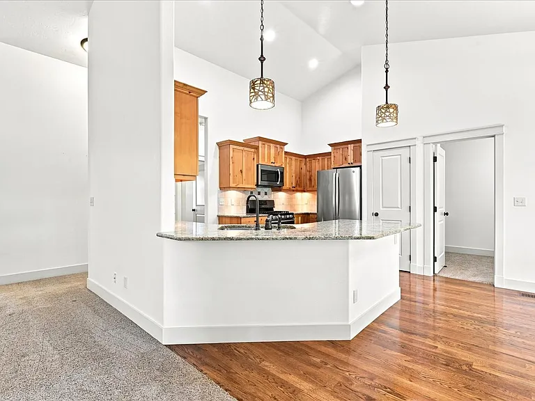 5555 N Sun Shimmer Ave — Photo 5