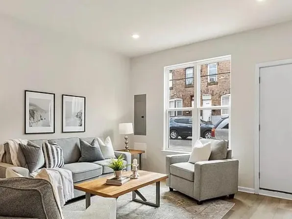 2252 Cross St, Philadelphia, PA 19146