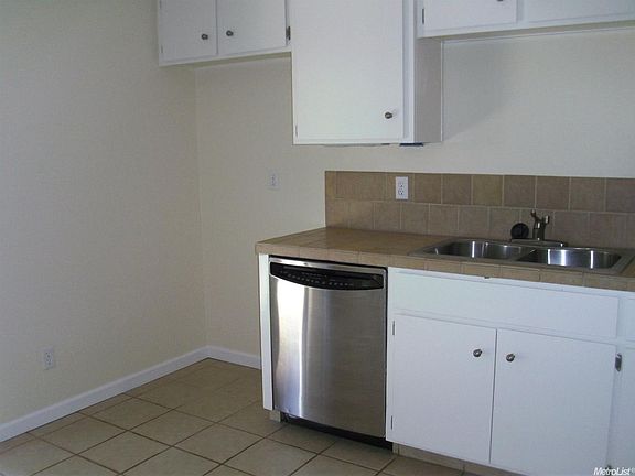 5th image of 1930 S Mills Ave APT 2