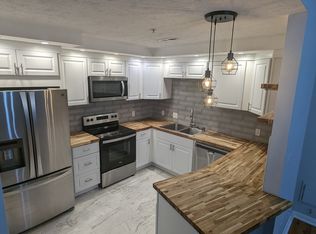 3371 Galleria Dr UNIT 24, Fayetteville, NC 28303