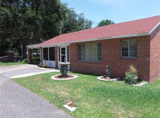 31944 Elizabeth Ln, Tavares, FL 32778