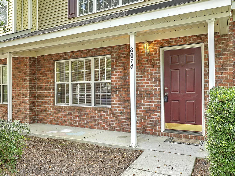 8074 Shadow Oak Dr — Photo 23