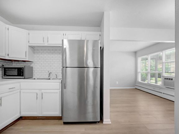 5th image of 3225 Benjamin Ave APT 3-1