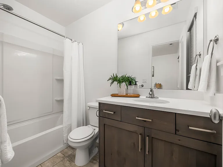 25 E Center St #54 — Photo 10