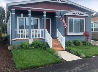 1133 Bridge Loop #13, Lafayette, OR 97127