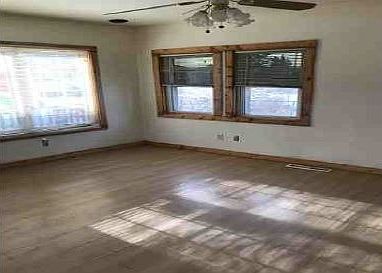 Additional Living Room