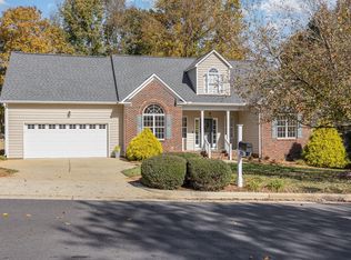 205 Foxbury Dr, Garner, NC 27529