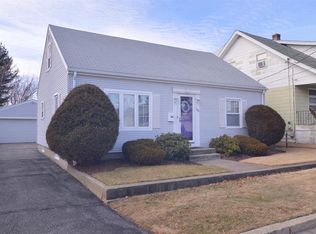 115 Greenslitt Ave, Pawtucket, RI 02861