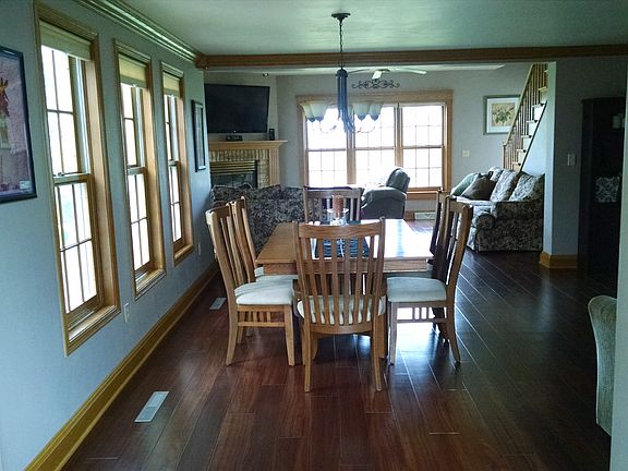 Dining Room/Living Room