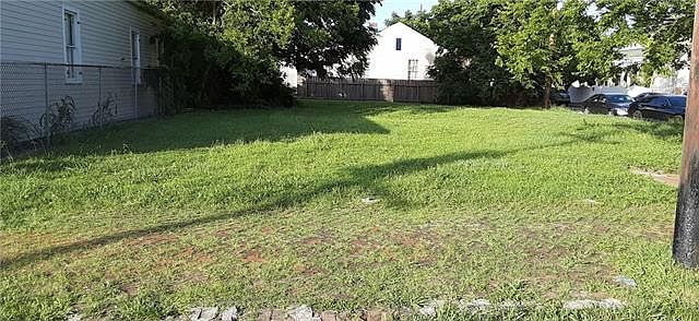 1st image of 601 6th St