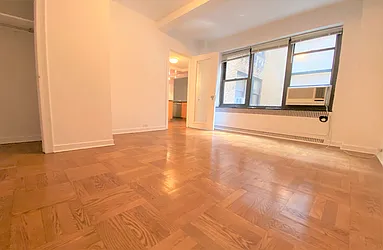 Rented by Manhattan Realty Group