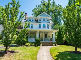 1529 Northland Ave, Lakewood, OH 44107