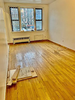 1st image of 151 Allen St APT 5C