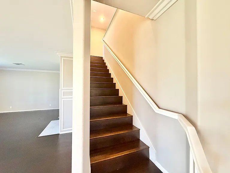 42041 Delmonte St — Photo 16