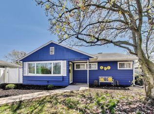 2447 Crescent Rd, Homewood, IL 60430