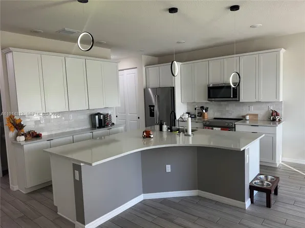 2162 Appleton Cir N, Oakland Park, FL 33309