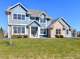 N61W13456 Cattail Ct, Menomonee Falls, WI 53051