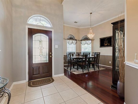 4th image of 19235 Hollis Garden Dr