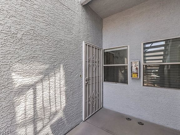 4th image of 2201 Ramsgate Dr APT 1017