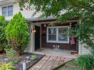 163 Pennsylvania Ave, Phoenixville, PA 19460