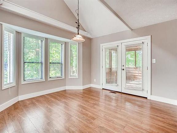 5th image of 8942 Western Pines Dr