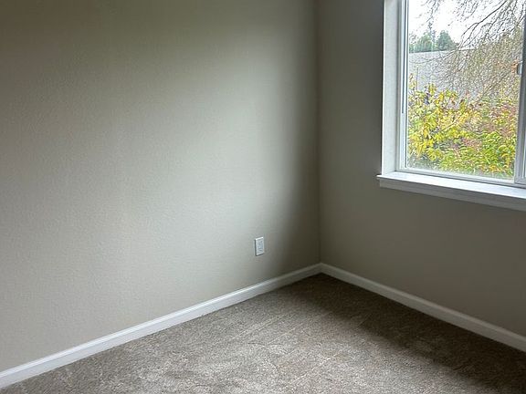 5th image of 224A Brittain Ln